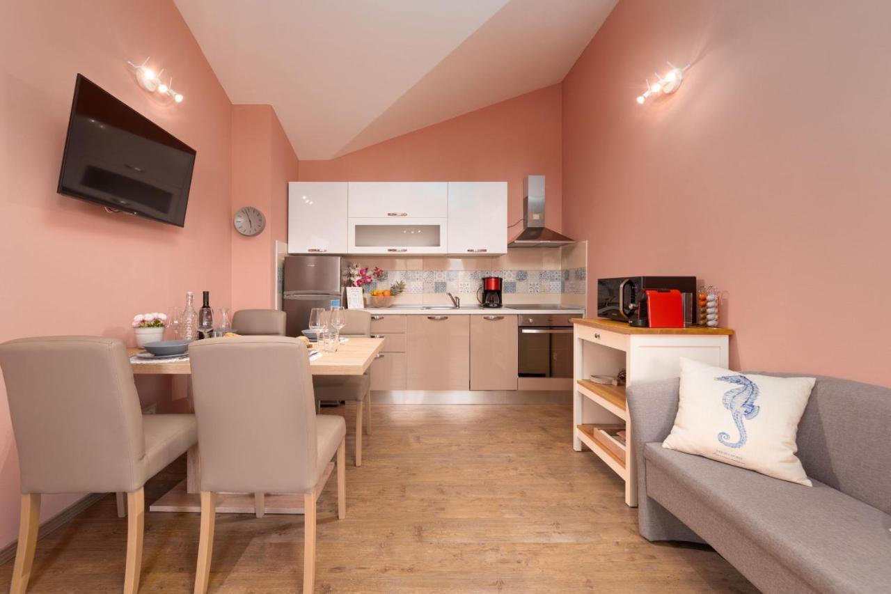 Apartment Karolina 2 ฟุนตานา ภายนอก รูปภาพ