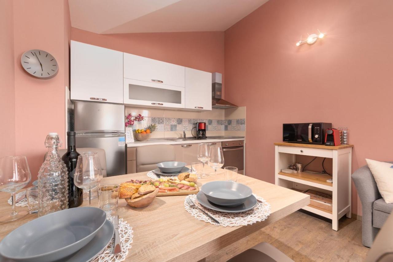 Apartment Karolina 2 ฟุนตานา ภายนอก รูปภาพ